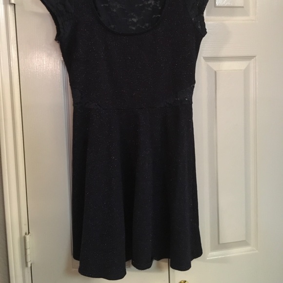 Sparkly navy and lace dress - Picture 7 of 7